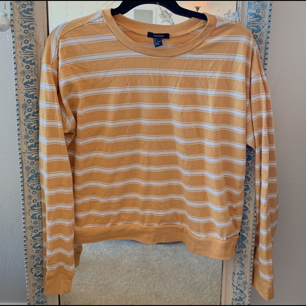 Longsleeved mustard striped T-shirt
